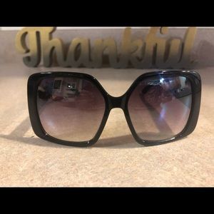 JBK sunglasses Jackie O